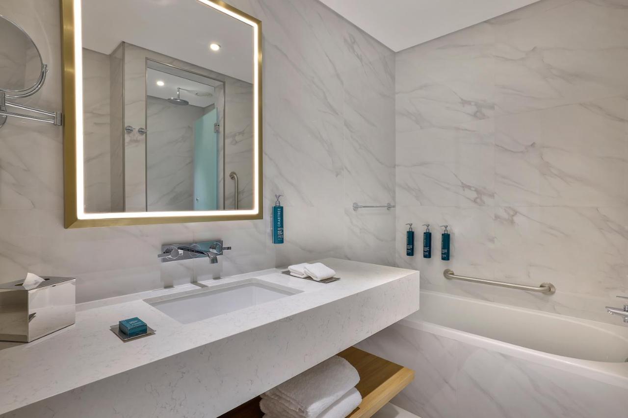 Hilton Garden Inn Dubai Business Bay 外观 照片